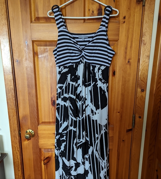 Never worn maxi dress, size L - Picture 1 of 3